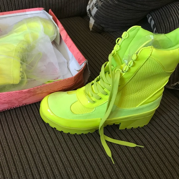 neon boots uk